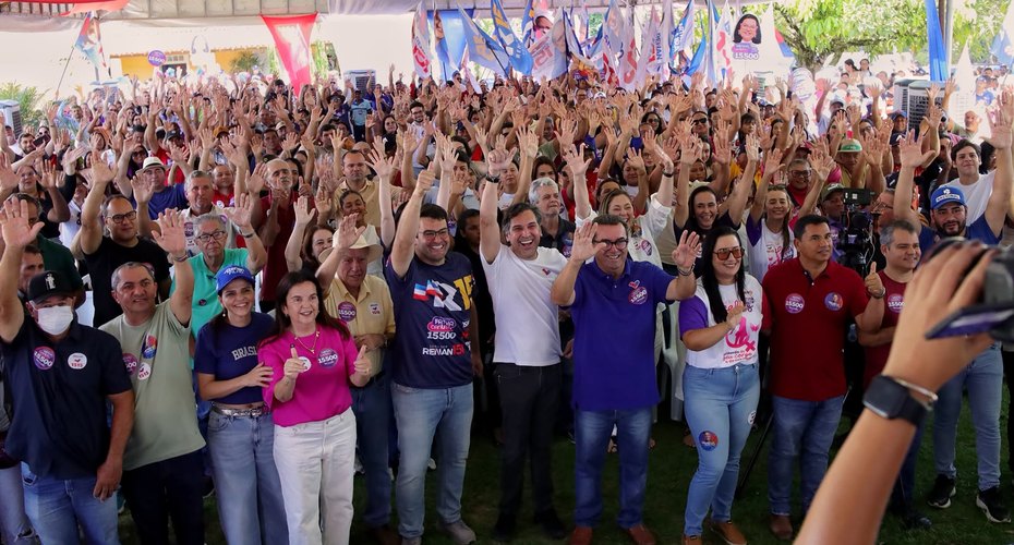 Em Mar Vermelho, Fátima Canuto reúne multidão e reforça parceria pelo desenvolvimento da cidade