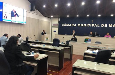 Câmara quer que Executivo regulamente atividade de ambulantes de coletivos
