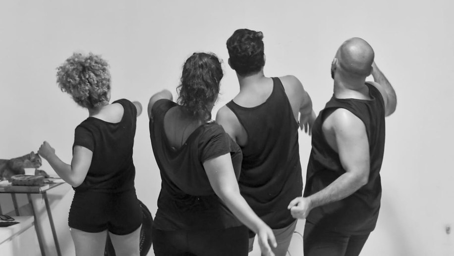 Teatro da Poesia apresenta espetáculo sobre o significado do abraço nesta terça-feira (14), em Maceió