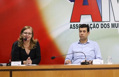 Gestores apoiam mobilização em defesa dos programas sociais	