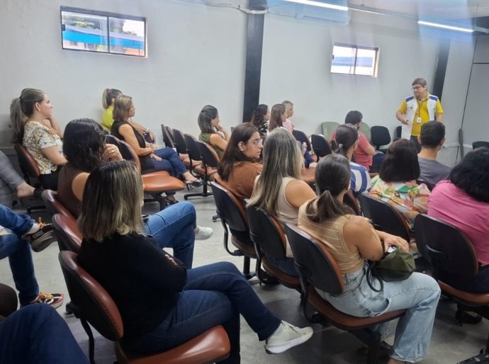 Capacitação aborda novas legislações de medicamentos sujeitos a controle especial