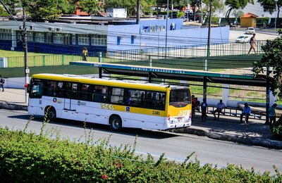 Três linhas de ônibus terão itinerários suspensos neste sábado