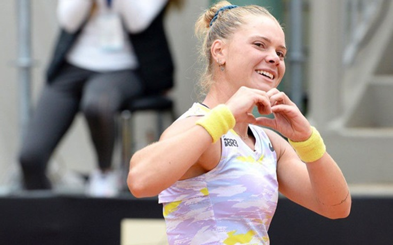 Laura Pigossi derrota ucraniana e vai disputar a semifinal do WTA 250 de Bogotá