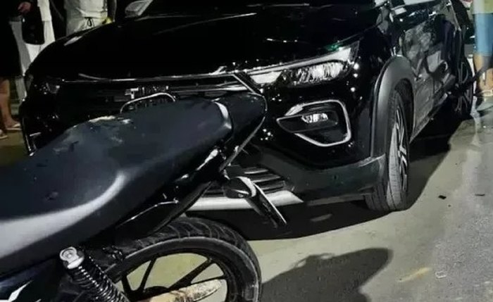 Motocicleta foi apreendida Motocicleta foi apreendida