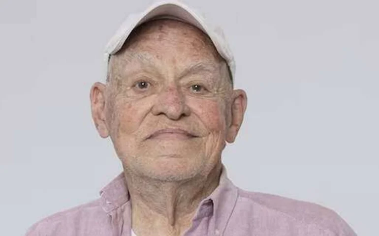 Criador de bordões do futebol brasileiro, narrador Silvio Luiz morre aos 89 anos