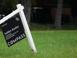 Taxas de juros dos empréstimos hipotecários sobem pela quinta semana consecutiva, elevando a taxa média de um empréstimo imobiliário de 30 anos acima de 7%.