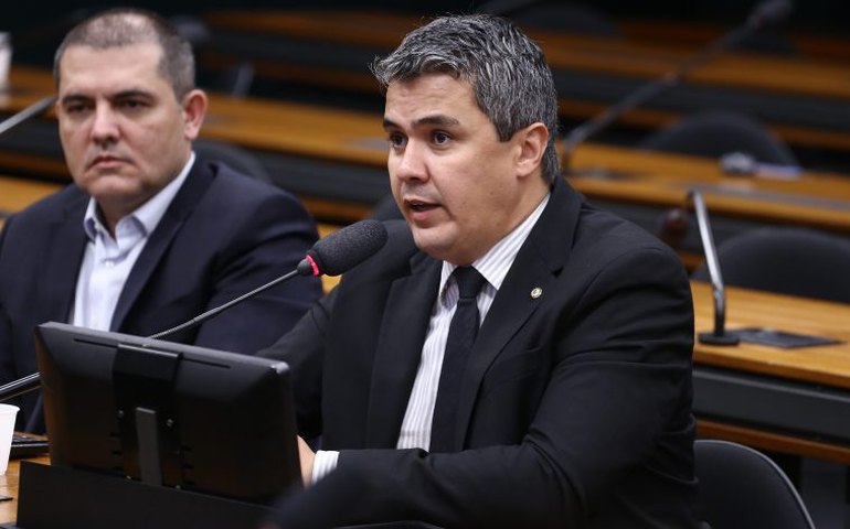 Comissão aprova criação de semana nacional de combate ao bullying em escolas públicas e privadas