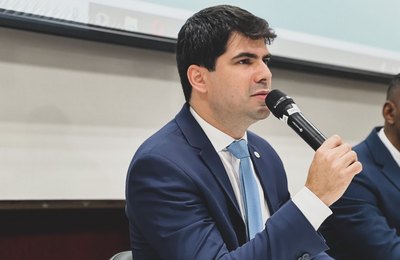 Vagner Paes recebe presidente da OAB/SE para troca de experiência e discussão de projetos