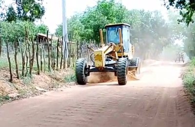 Maior programa de recuperação de estradas vicinais da zona rural chega à Lagoa do Rancho, em Palmeira