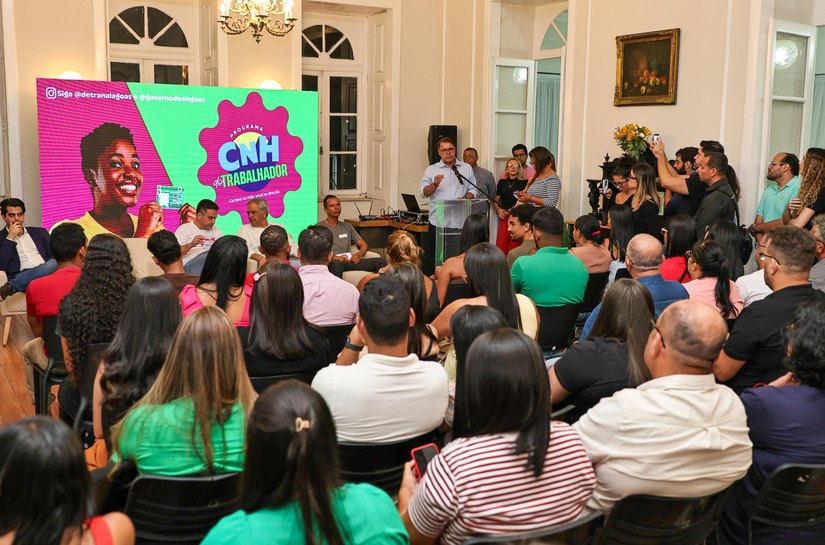 CNH do Trabalhador: programa estadual garante mudança de vida e oportunidade de emprego com 1ª habilitação gratuita