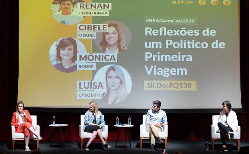 Cibele Moura defende, durante evento em São Paulo, maior participação de jovens na política