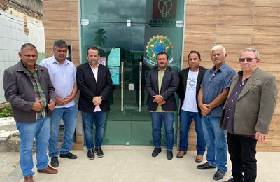 Presidente da Câmara de Major fecha portas da Casa para evitar sessão extraordinária