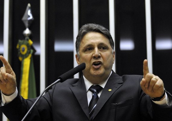 STJ mantém candidatura de Anthony Garotinho a vereador no Rio