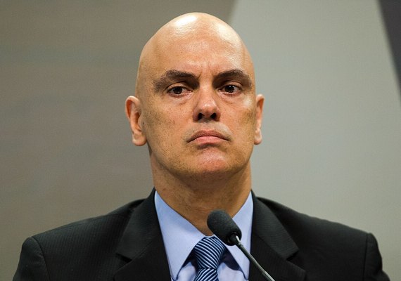 Moraes nega ter tratado do Banco Master em reunião com presidente do BC