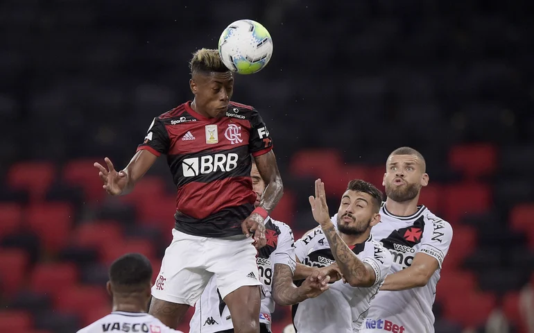 Análise: Flamengo vence Vasco em clássico à altura dos 'milhões' que projeta otimismo para as equipes na reta final
