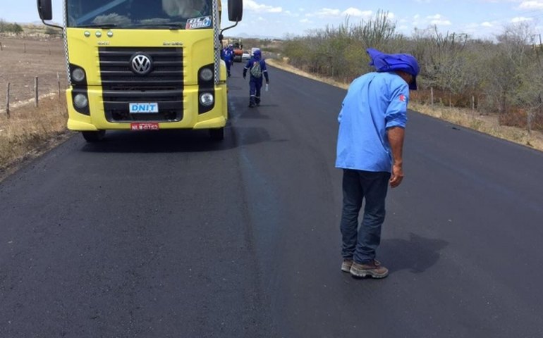 Pró-Estrada avança no Agreste e Sertão de Alagoas