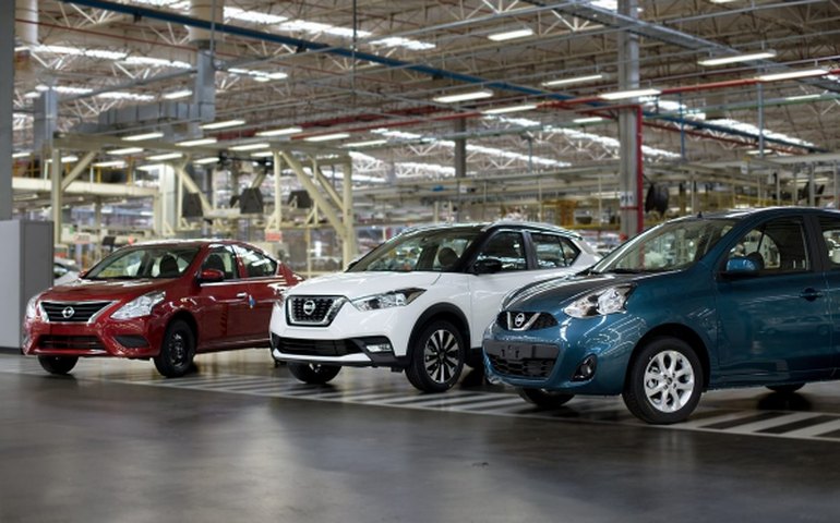 Crise faz Nissan oferecer carro com 1º pagamento daqui a um ano