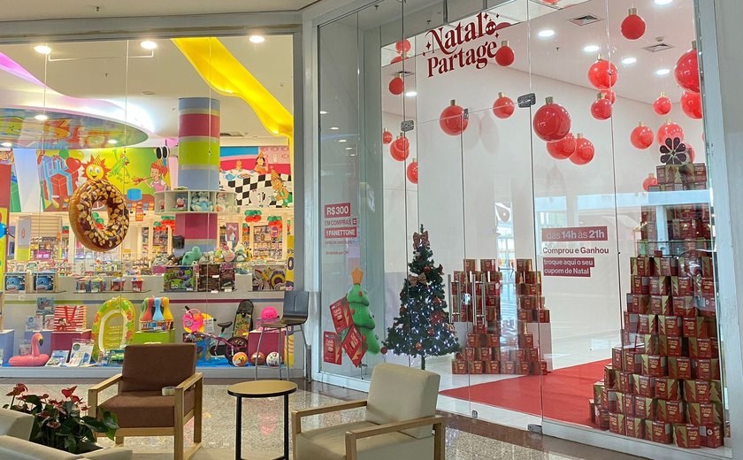 Partage Arapiraca Shopping celebra o Natal com brindes especiais para os clientes