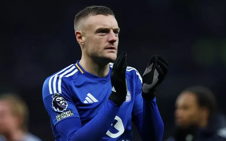 Cremonese fecha contratação do veterano atacante Jamie Vardy