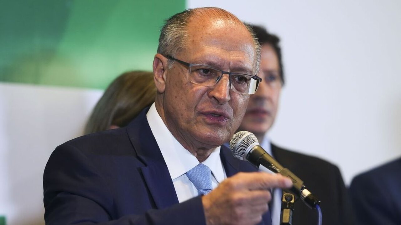 Não é possível ter taxa Selic de 13,75% não tendo inflação de demanda, diz Alckmin
