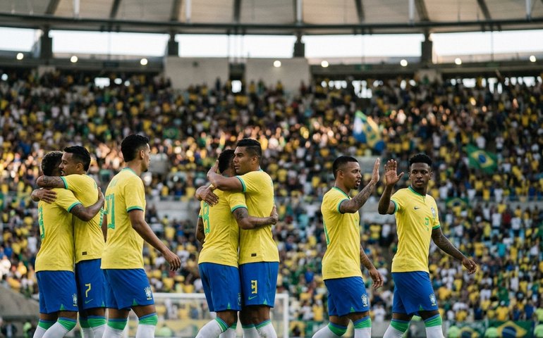Com representantes do futebol do Rio, seleção brasileira retoma tradição de despedida no Maracanã
