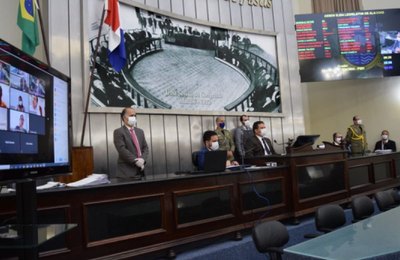 PEC que autoriza transferência de recursos aos municípios é aprovada na Assembleia   