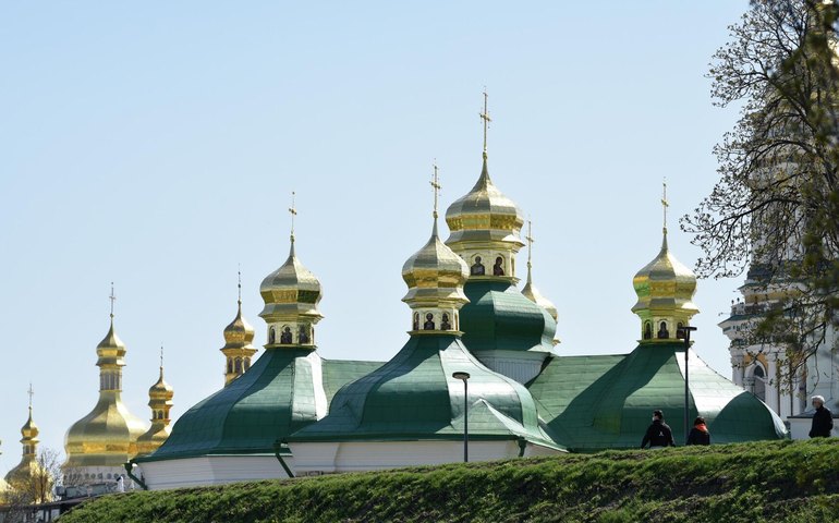 Zakharova acusa Ocidente de culpar Rússia por ataque a mosteiro e ignorar ações de Kiev contra a Igreja