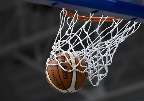 Jogo entre Lakers e Hornets é adiado pela NBA devido a incêndios florestais em Los Angeles