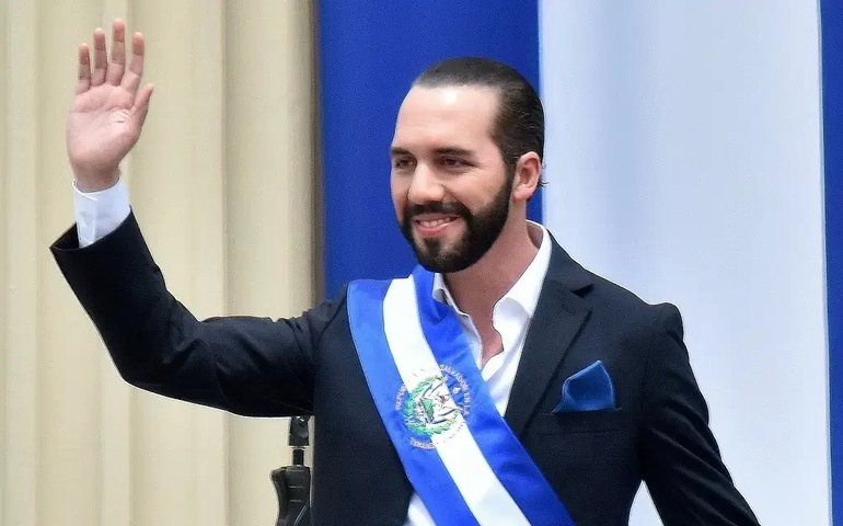 Para concorrer à reeleição em El Salvador, Bukele nomeia secretária como presidente interina
