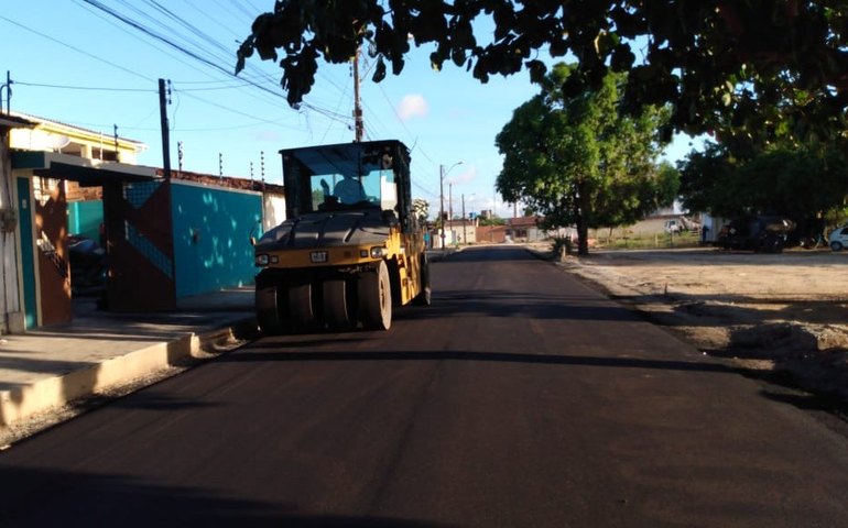 Cidade Universitária: Prefeitura avança com Revitaliza Maceió e mais três ruas são pavimentadas