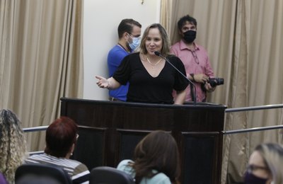 Presidente da OAB/AL, Natália Von Sohsten defende ampliação de debate sobre paridade em espaços de poder