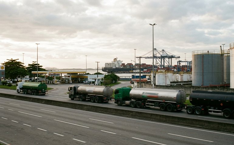 Mais de 80% dos estados aderem a subsídio ao diesel importado