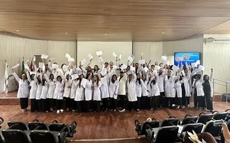 HU entrega à sociedade alagoana 71 novos especialistas