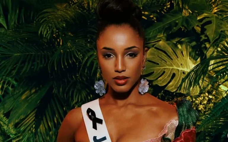 Miss Jamaica sofre fratura e hemorragia intracraniana após queda em evento mundial