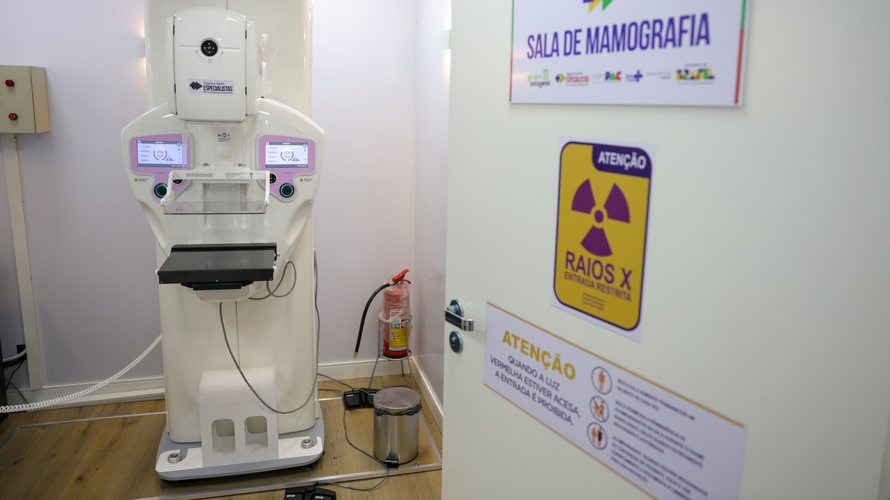 Cirurgias plásticas de mama no SUS crescem 54,3% em dez anos
