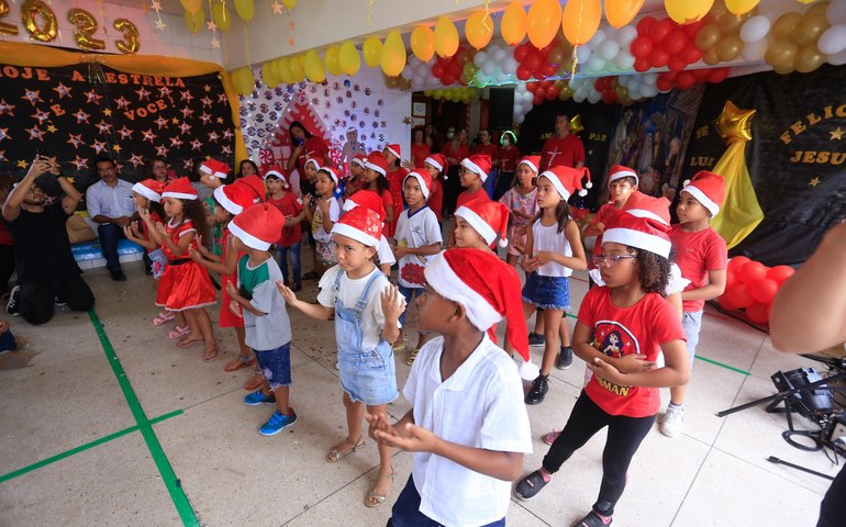 Escola Estadual Vitorino da Rocha celebra sexta edição do Natal dos Sonhos