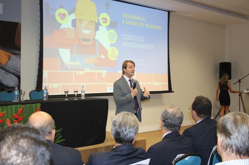 Minicurso sobre acidentes de trabalho encerra seminário Sesi de SST