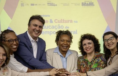 Governo do Brasil financia projetos artísticos em escolas de tempo integral