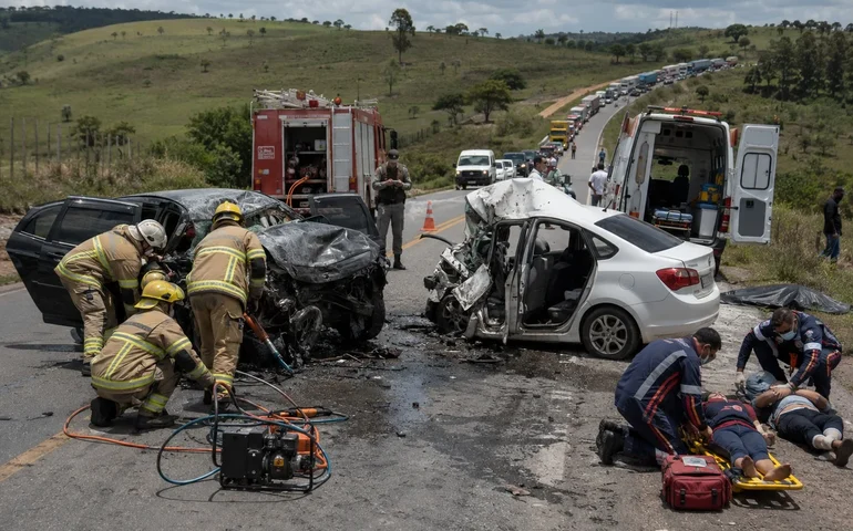 Colisão grave deixa um morto e dois feridos na AL-220, em Craíbas