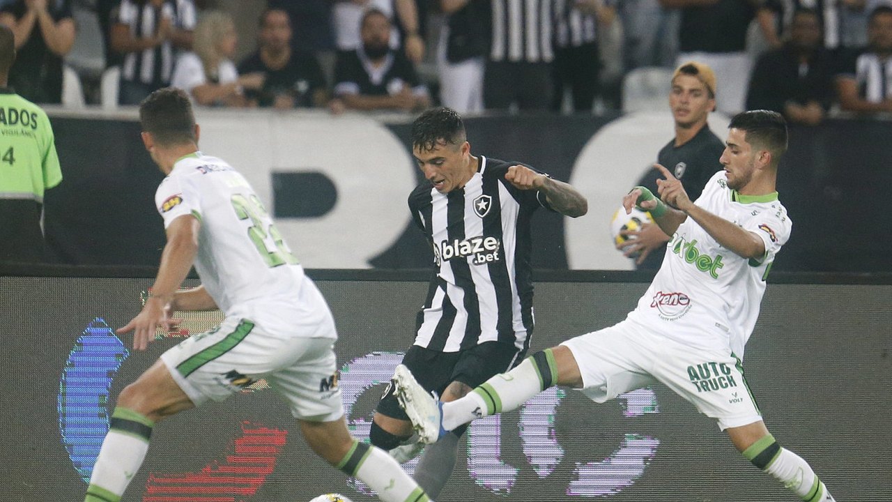 Botafogo volta a perder para o América-MG e está eliminado da Copa do Brasil