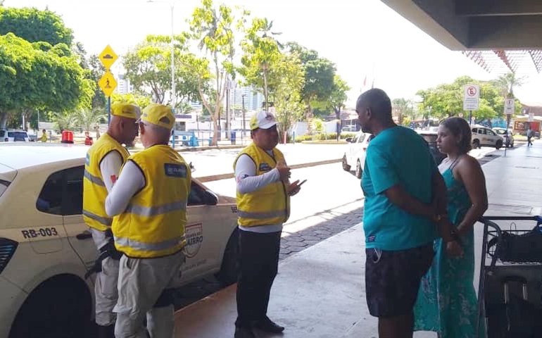 Ronda no Bairro acolhe casal vítima de falso anúncio de emprego em Maceió