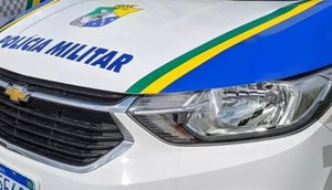 Jovem assalta passageiros de ônibus com faca, tenta fugir e é preso em Aracaju