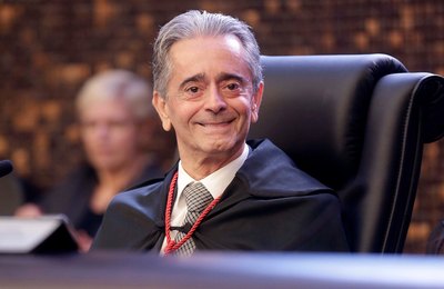 Fábio Bittencourt recebe mais alta condecoração do TJPE, nesta quarta