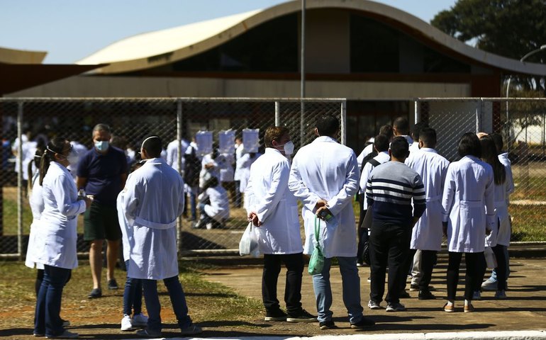 Gabarito preliminar da primeira etapa do Revalida 2025 está disponível