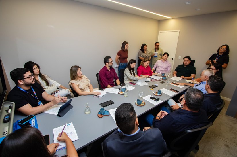 Governo avança no diálogo para garantir intérprete de Libras nos telejornais locais