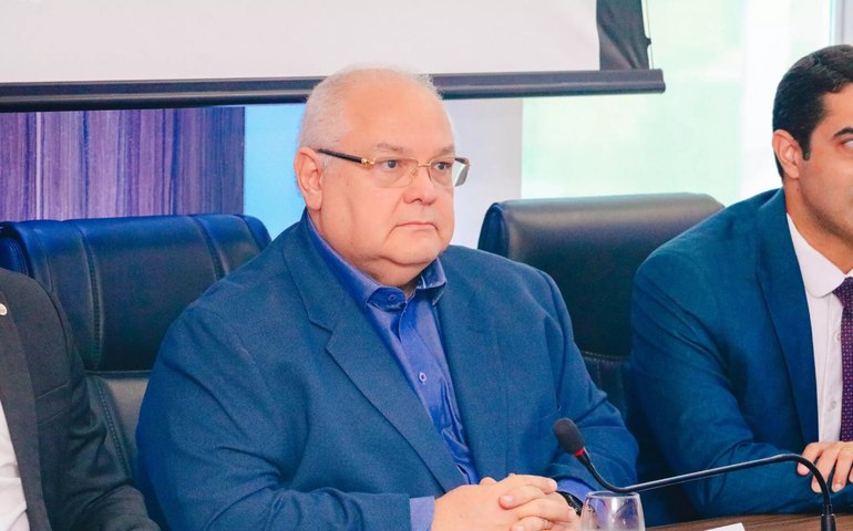OAB Alagoas decreta luto de três dias em virtude da morte de Omar Coêlho de Mello