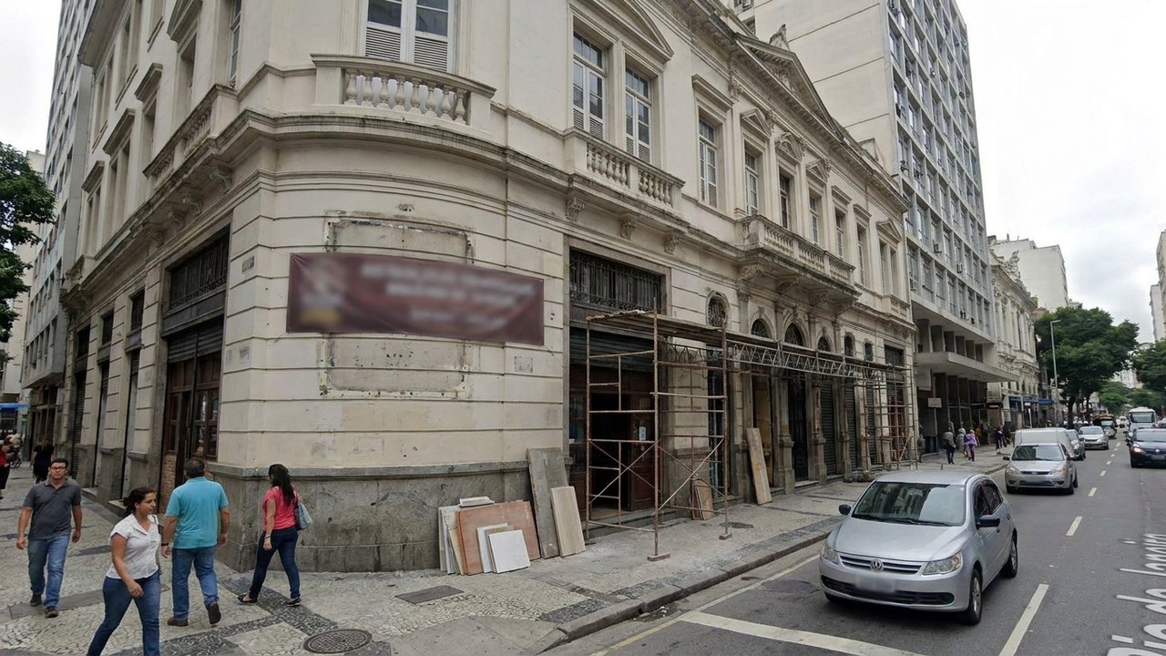 Imóvel onde funciona restaurante de bicheiro Rogério Andrade é destombado por ordem judicial