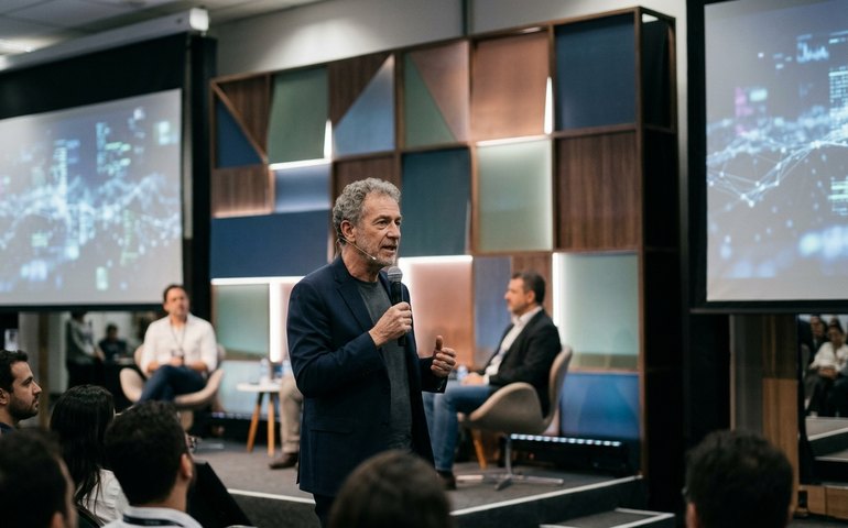 IA, democracia e espiritualidade: os destaques do 1º dia do São Paulo Innovation Week