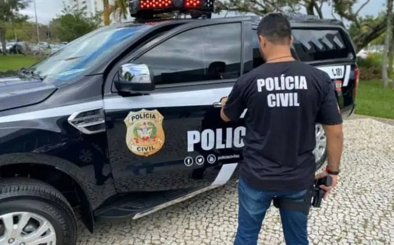 Universitário é preso no Rio por envio de mensagens racistas a colegas