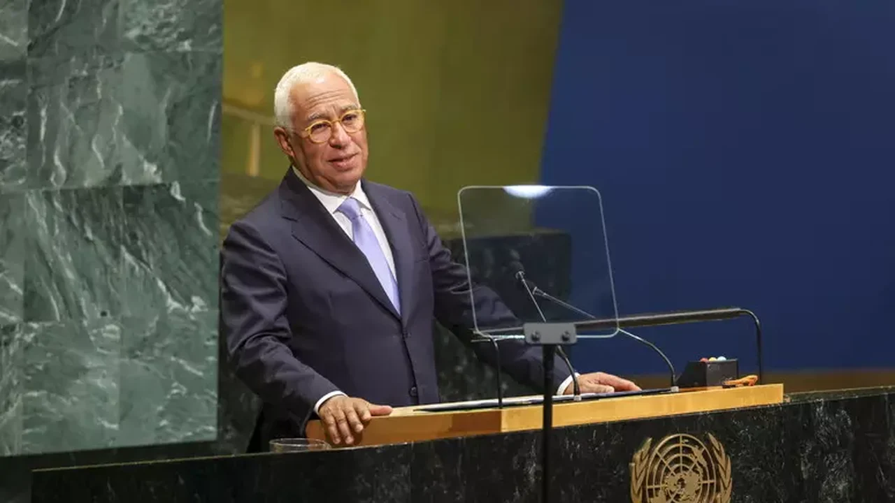 António Costa diz que big techs não podem regular IA e repudia ataques ao TPI